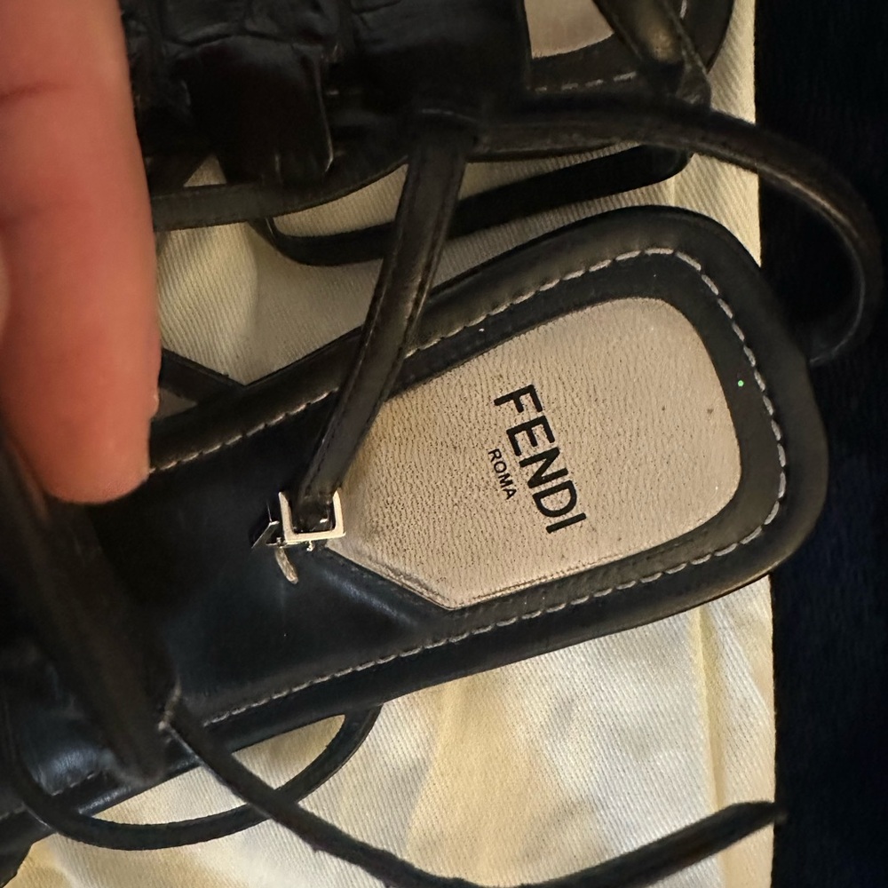 FENDI summer sandals size 7.5 or 38 European size - Picture 3 of 6